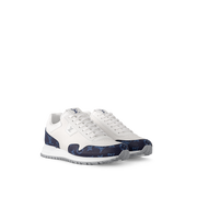 Sneaker Run Away
