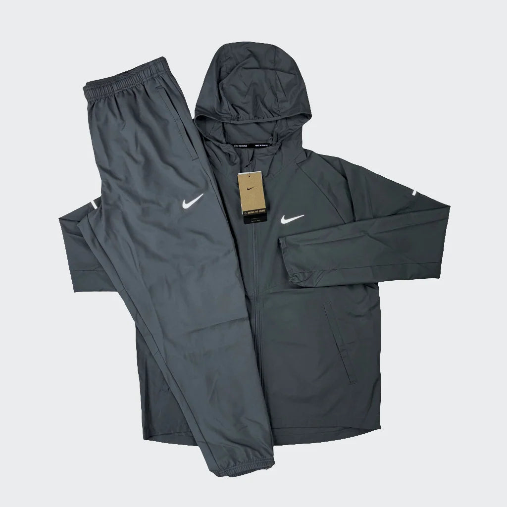 Nike - RUNNING