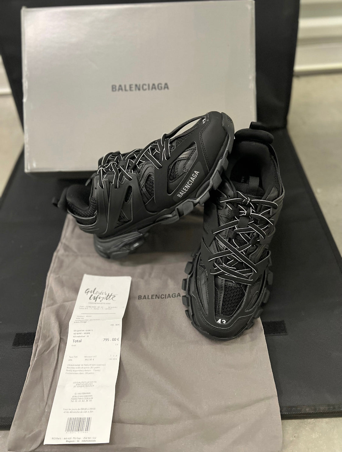 Blncg track noir